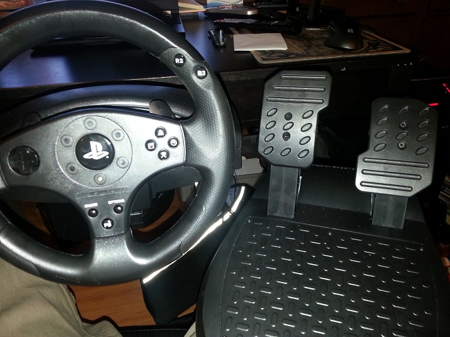 Thrustmaster Thrustmaster T80 Steering Wheel  PS4 /PS3 Racing Wheel and Pedals . 