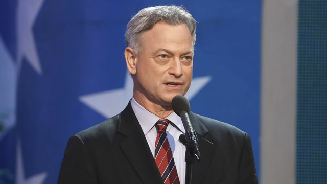 square enix gary sinise foundation warriors in darkness campaign