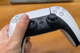 Here's Geoff Keighley holding a PS5 controller