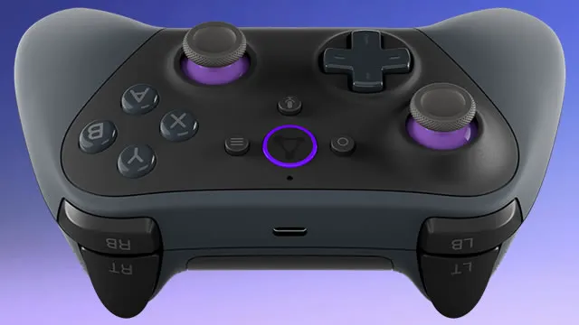 Which controllers does Amazon Luna support?
