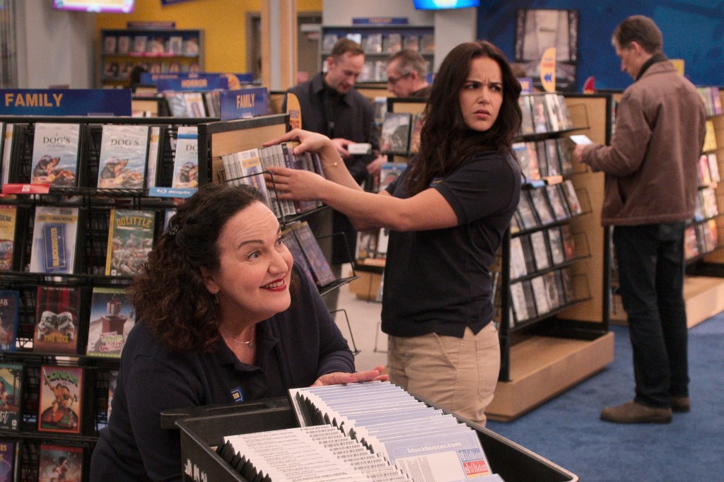 where is the last blockbuster is it still open netflix