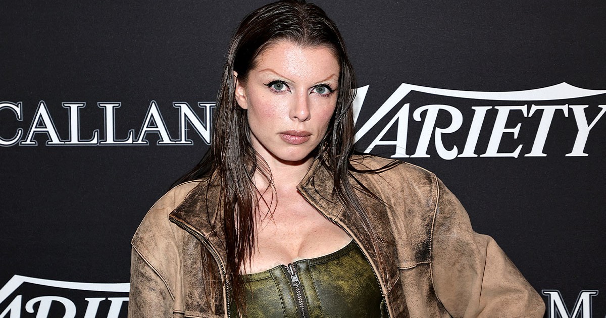 Julia Fox Apologizes After Misunderstanding Tiktok Mascara Trend GameRevolution