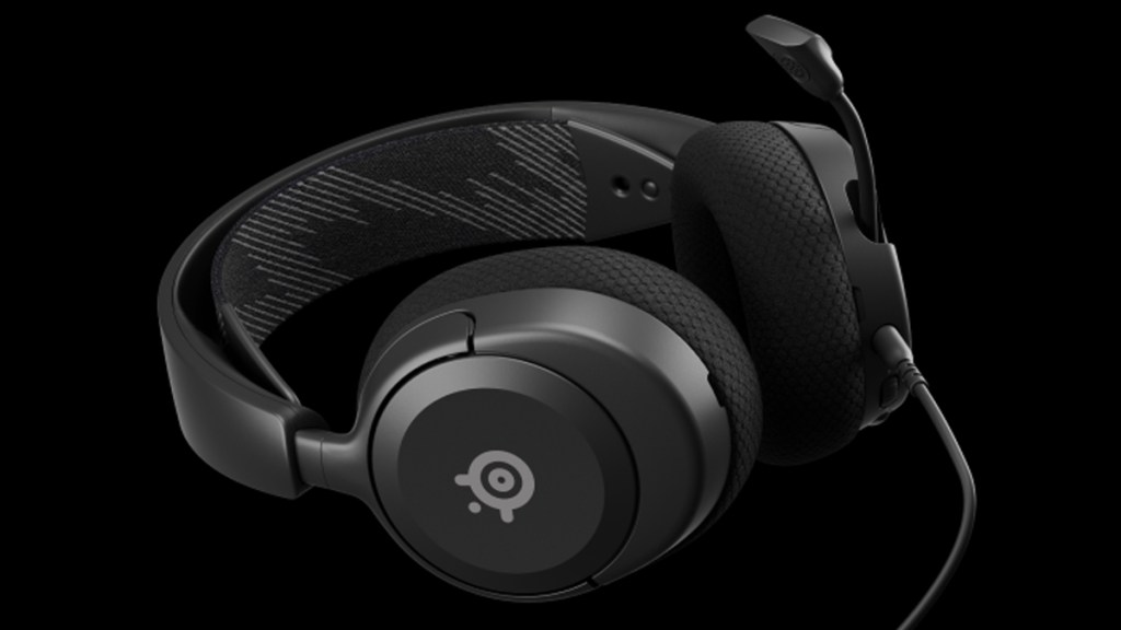 SteelSeries Arctis Nova 1 Review - GameRevolution