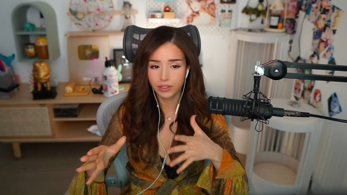 What Did She Say?!?! #fax #pokimane #twitch