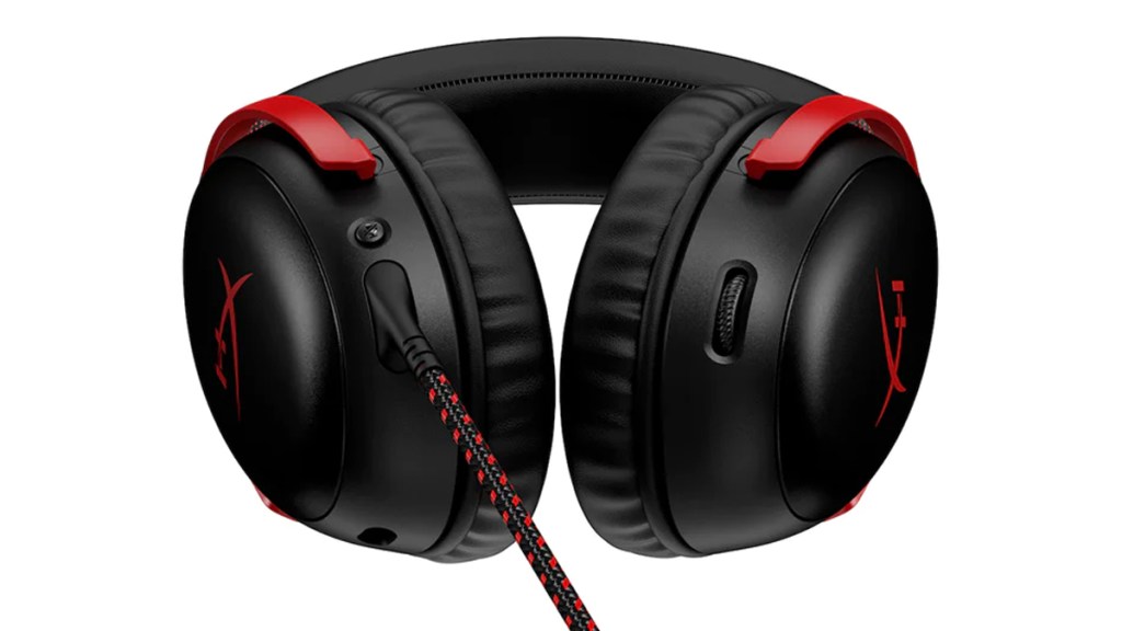 HyperX Cloud III Review - GameRevolution