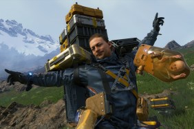 Death Stranding: Sam on a hill posing with his arms stretched out.