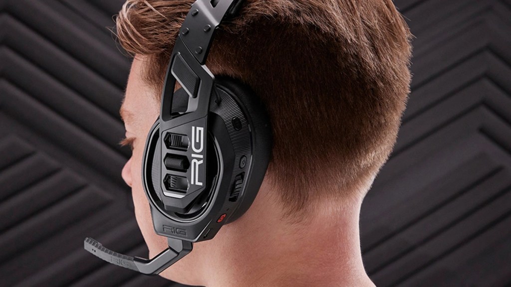Nacon 900 MAX HS Review