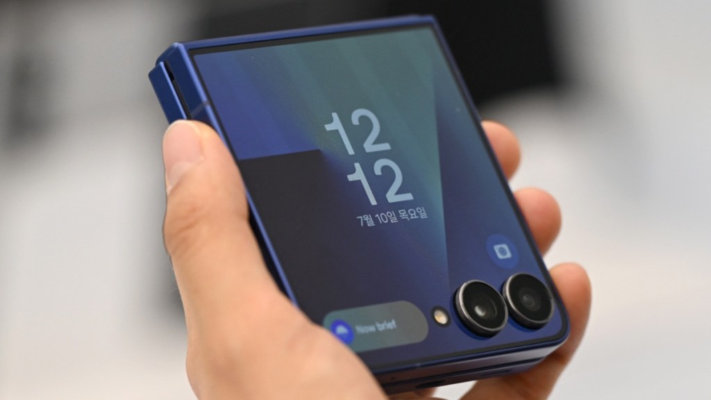 Samsung Galaxy Z Fold 7 Was Folded 200,000 Times & Here’s What Happened