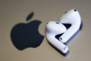 New iPhone Game Is Controlled by Apple AirPods