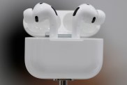 AirPods Pro 3’s Live Translation Feature Works on Older Models