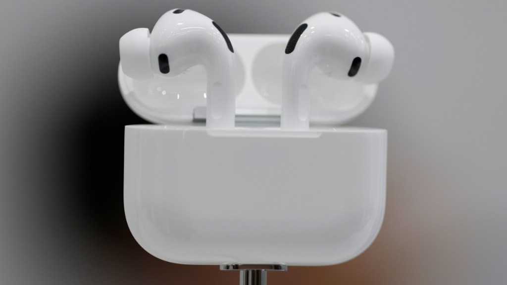 AirPods Pro 3’s Live Translation Feature Works on Older Models
