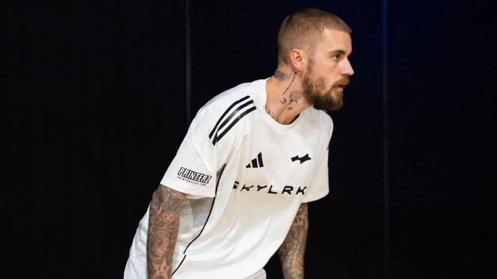 Justin Bieber Enters 'Streamer' Phase Following Twitch Debut