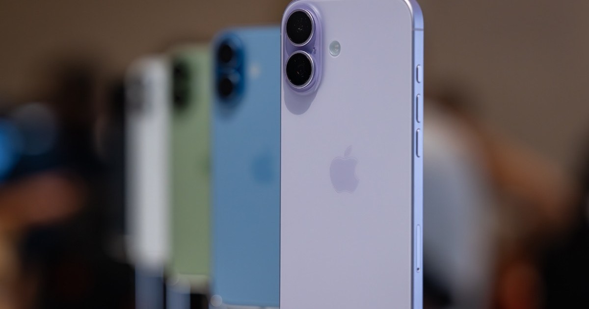 Internet Ridicules $230 iPhone Pocket After Launch