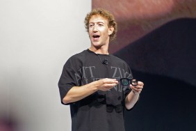 Meta Postpones AR Glasses to 2027 Because of Google Android XR