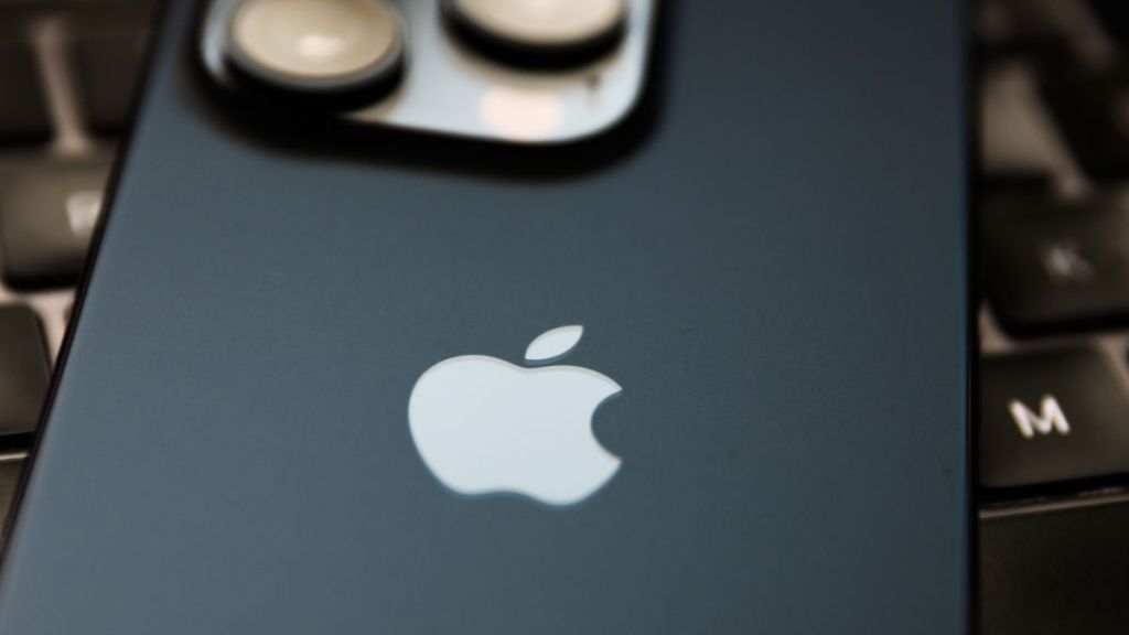 Apple Reportedly Released 'Secret' Security Update for iPhone Users