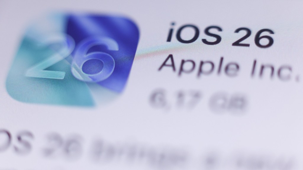 New iPhone Update Has Fans Searching ‘iOS 26.2 Battery Drain’