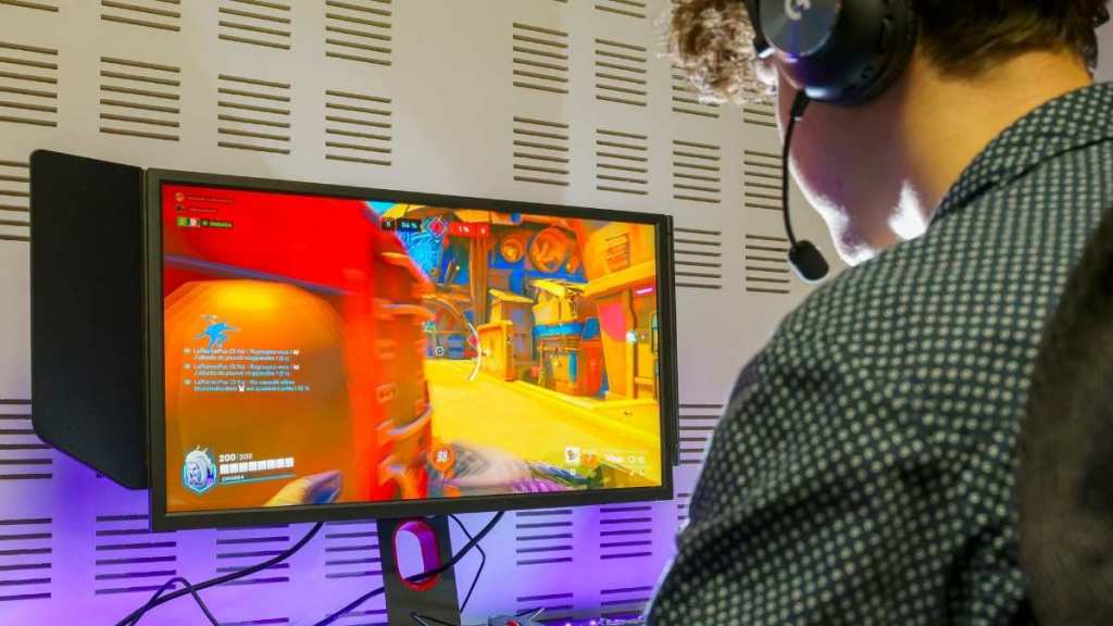 New Hello Kitty Loot Drops in Overwatch Collab