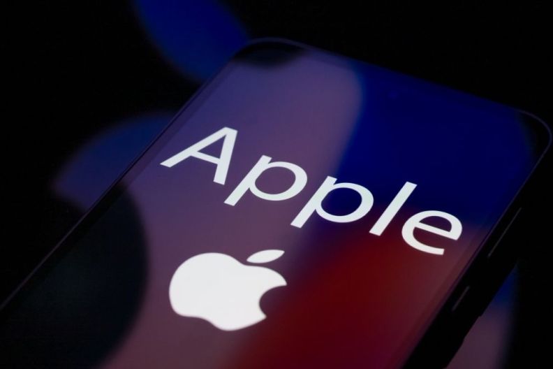 Apple’s Foldable iPhone Will Reportedly Ditch Face ID for This Feature