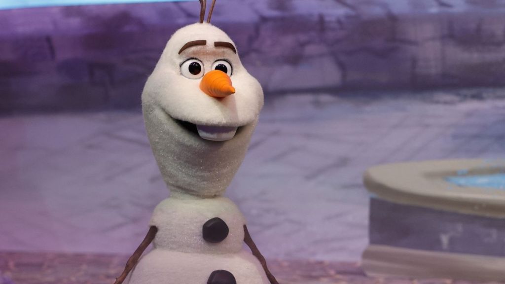Disney’s AI Olaf Animatronic ‘Just Died’ on Disneyland Paris Debut