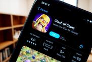Clash of Clans’ New $12 Foot Bundle Sparks Meme Fest Online