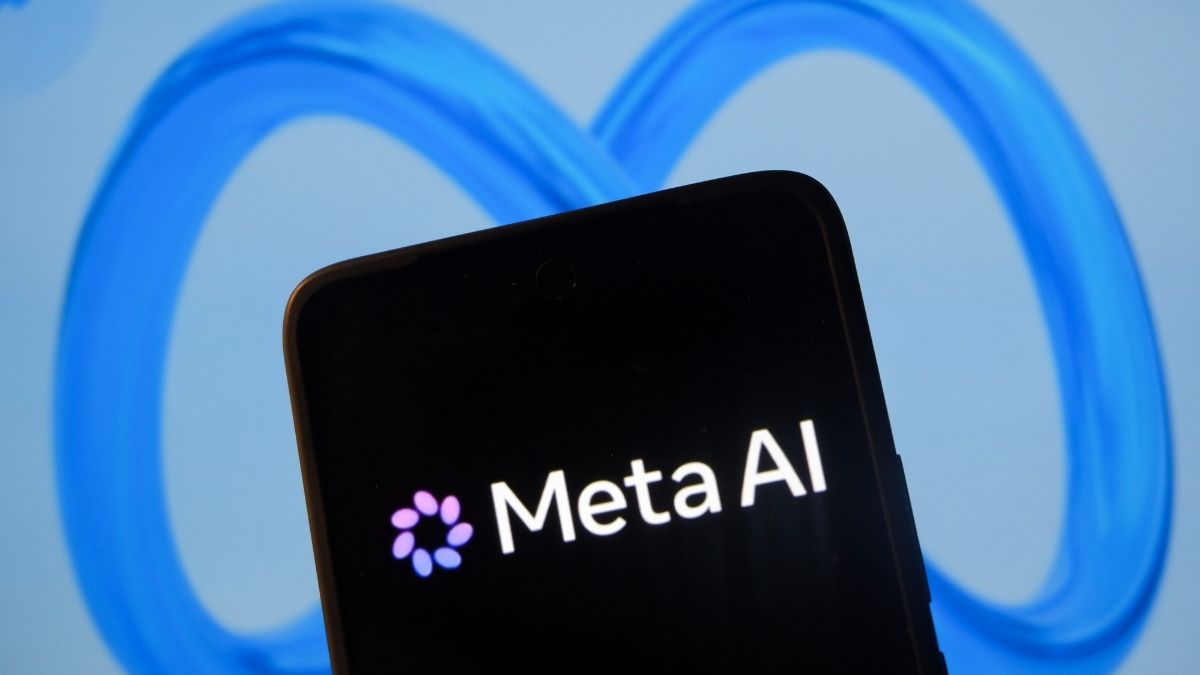 Meta's New Policy Will Let Them Read Your Instagram DMs