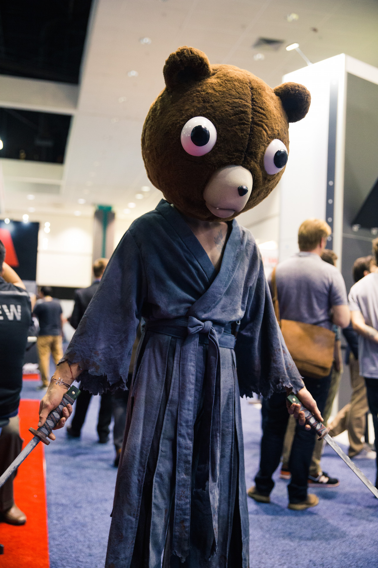 E3 2015 Cosplay and Booth Babe Photo Gallery #13