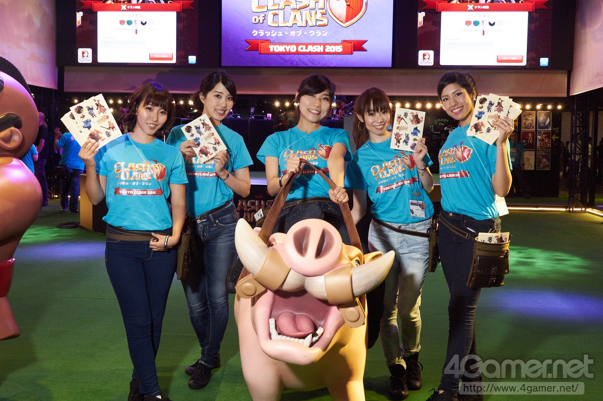 TGS 2015 Booth Babes #32