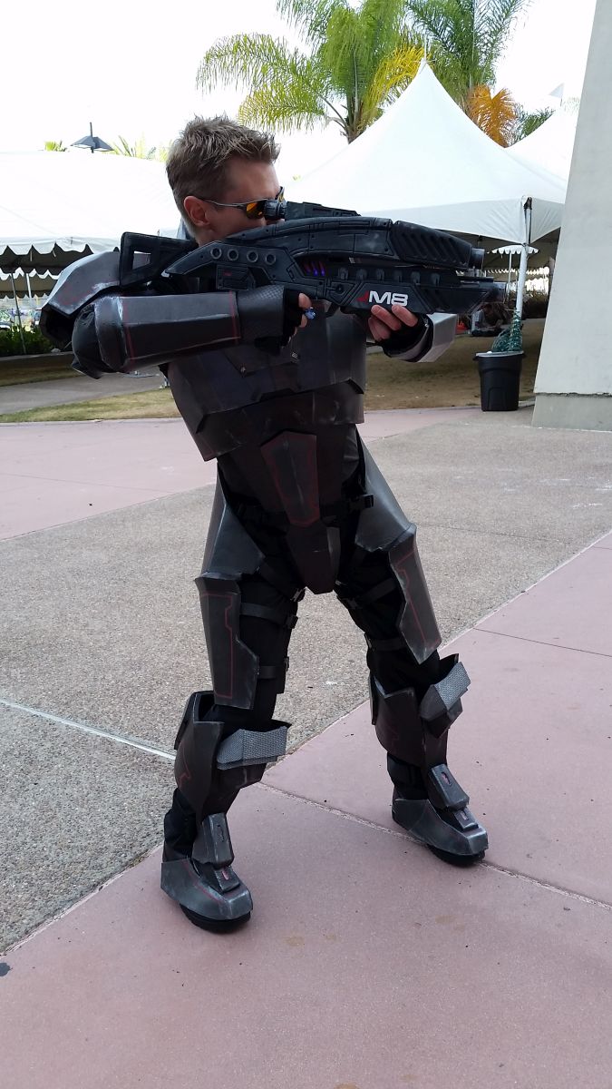 Male Commander Shepard